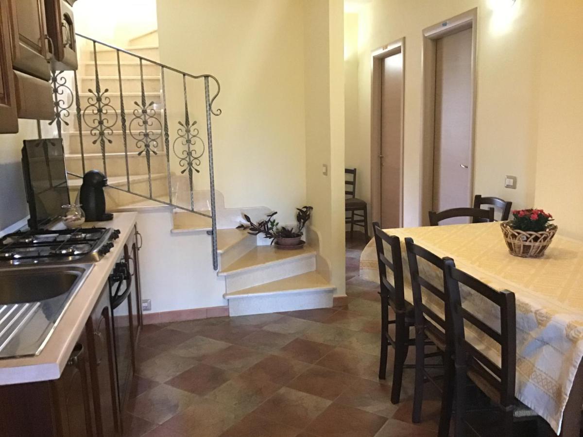 Donna Violante Porto Corallo Affittacamere ヴィッラプッツ エクステリア 写真